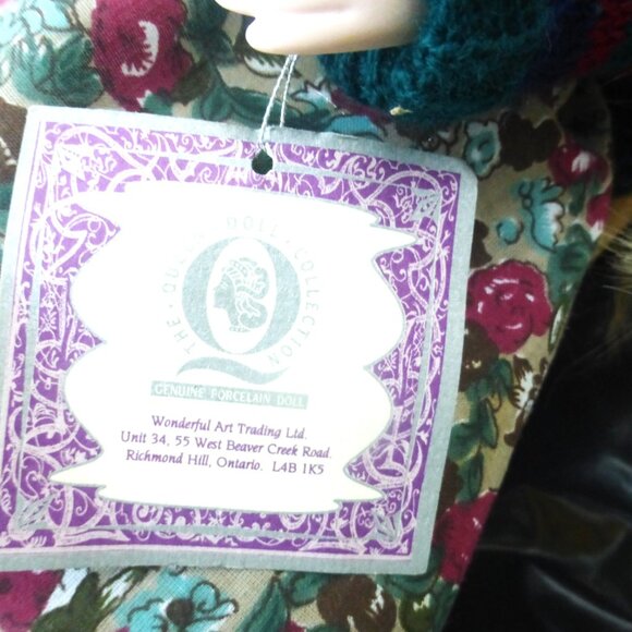 BS -The Collection MY NAME IS CALLIE Doll Genuine Porcelain Vintage Doll Crib - Picture 2 of 6